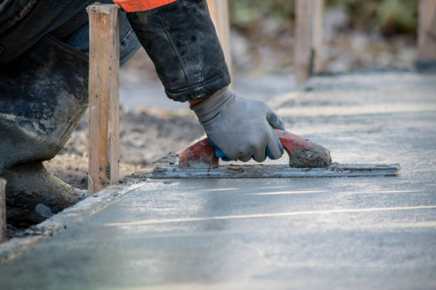 Best Commercial Concrete Services in Omro, WI